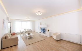 Isaran 3P Apartment Brașov